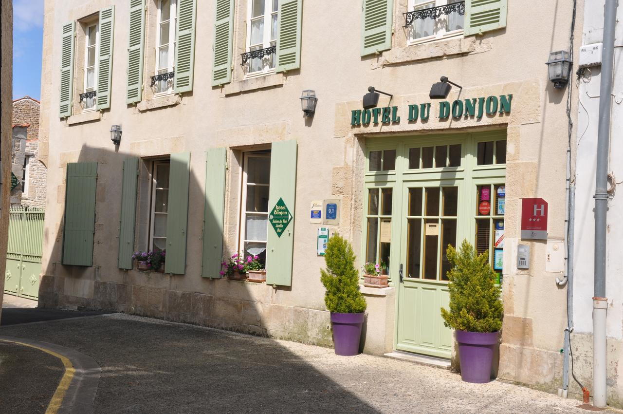 Hotel Du Donjon Aulnay  Luaran gambar